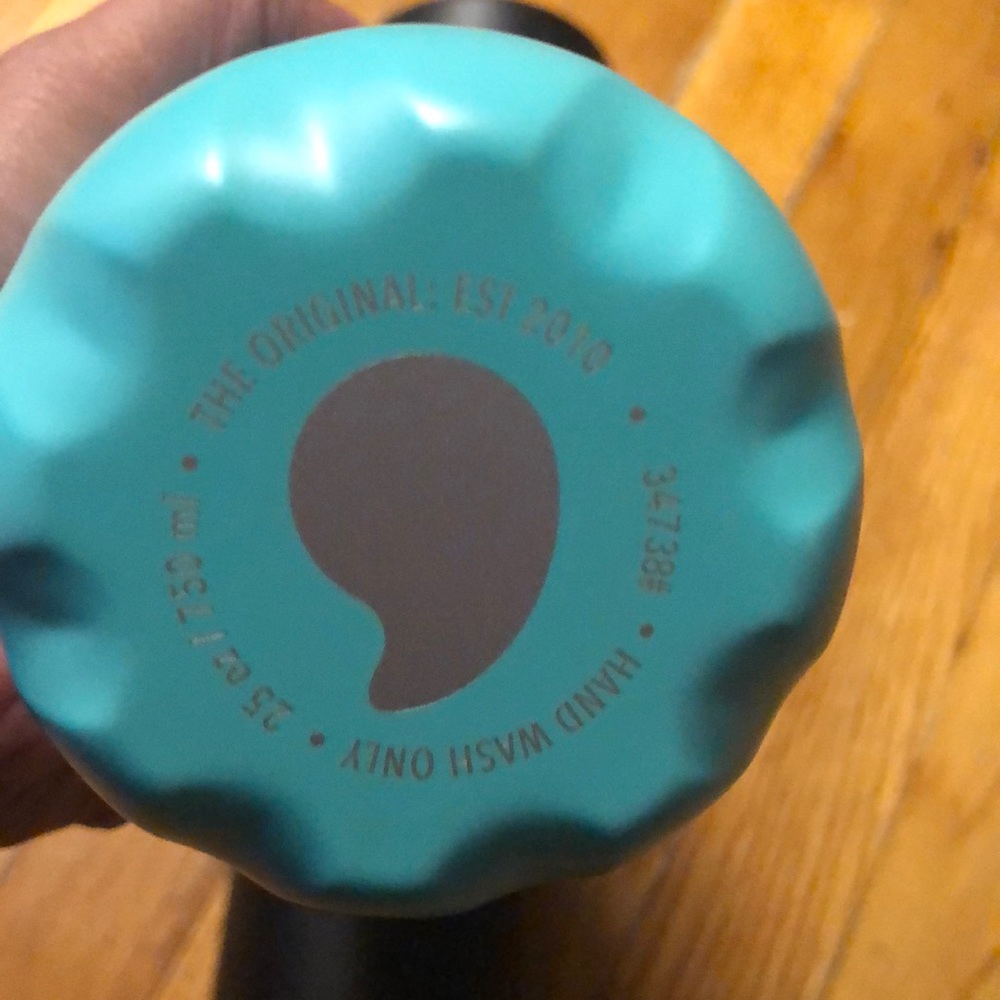 S’well Turquoise Blue Insulated Bottle, 25 ounces - Picture 7 of 8
